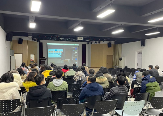 pp电子网站副院长向全校教师作总体国家安全观培训(图8)