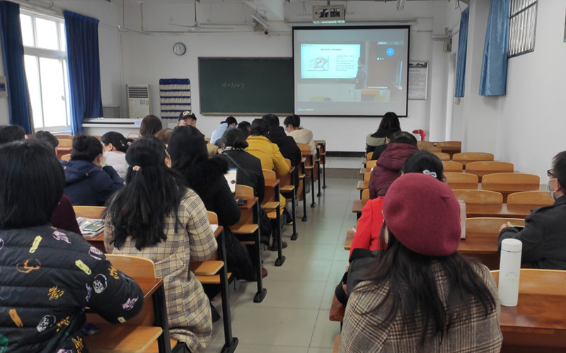 pp电子网站副院长向全校教师作总体国家安全观培训(图7)