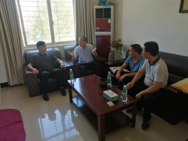 pp电子网站中国乡村振兴研究院与地方政府共建社会实践基地(图3)