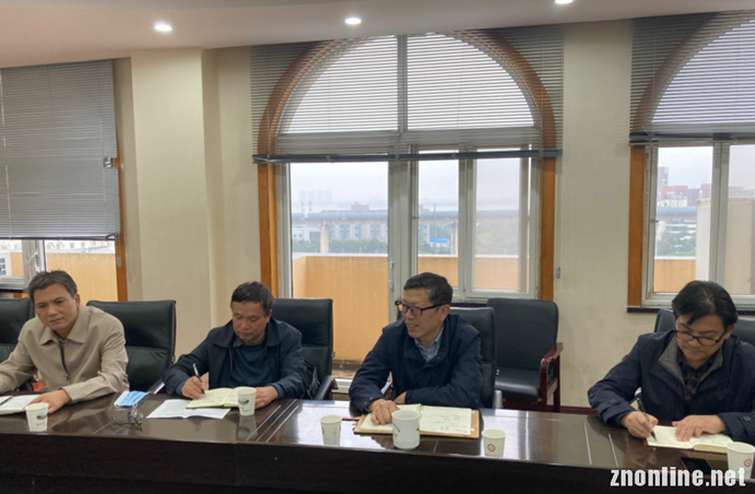 pp电子网站召开学科建设座谈会(图2)