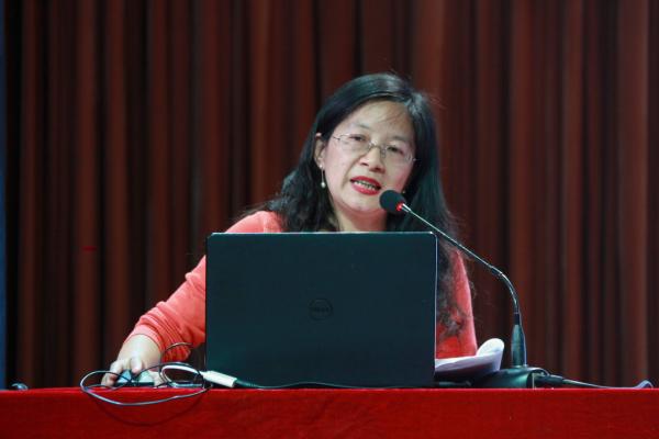 pp电子网站2021级新生聆听党史讲座(图2)