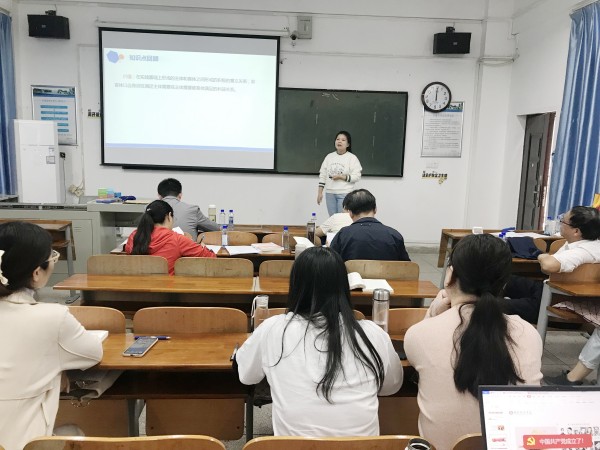 pp电子网站举行学习宣传贯彻党的二十大精神青年教师教学竞赛(图2)